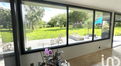 Longère 7 pièces de 180 m² à - (53270)