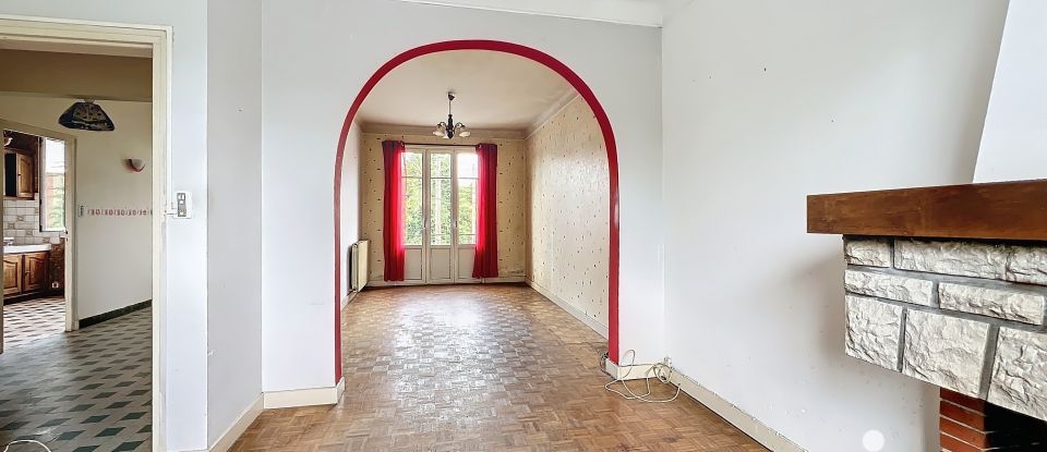 Traditional house 6 rooms of 129 m² in Chamberet (19370)