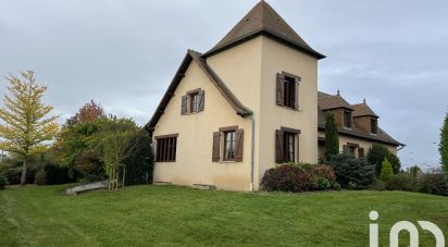 Maison traditionnelle 7 pièces de 243 m² à Molinet (03510)