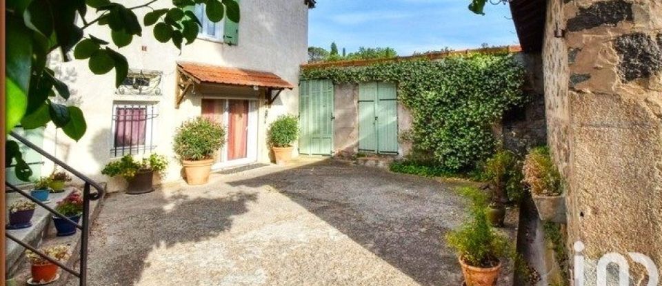 Gîte 7 pièces de 200 m² à Saint-Raphaël (83700)