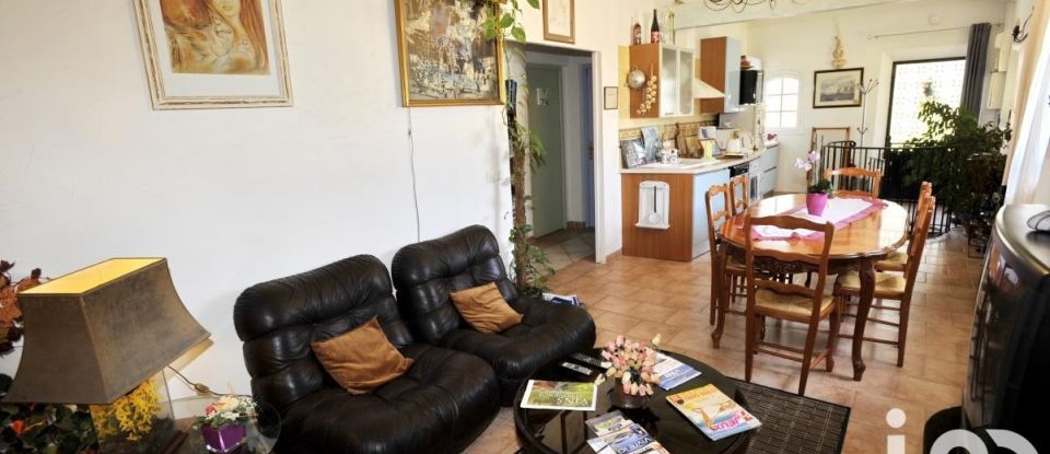 Gîte 7 pièces de 200 m² à Saint-Raphaël (83700)