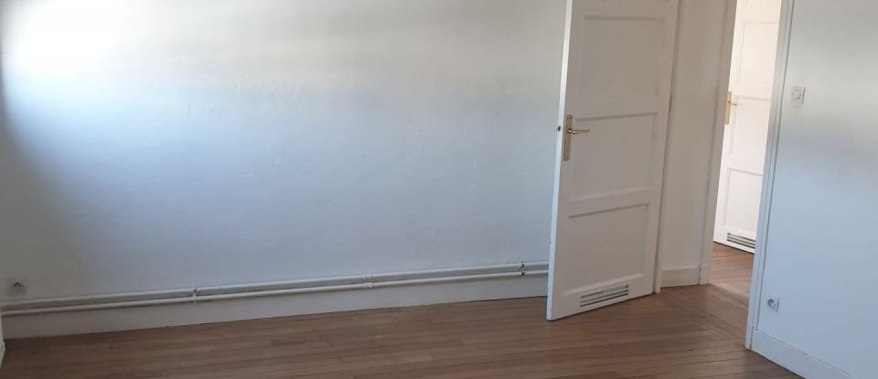 Appartement 4 pièces de 119 m² à Tours (37000)