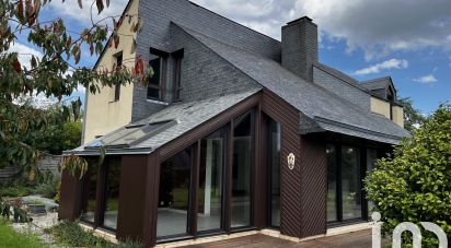 Architect house 6 rooms of 150 m² in La Chapelle-des-Fougeretz (35520)