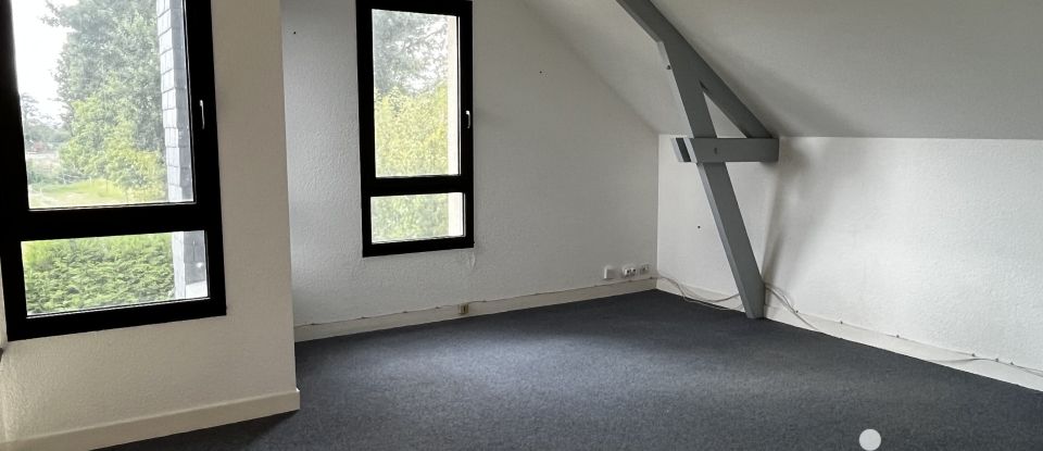 Architect house 6 rooms of 150 m² in La Chapelle-des-Fougeretz (35520)