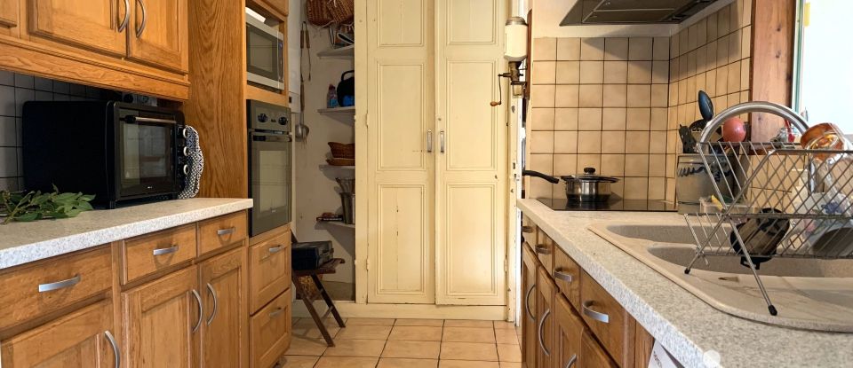 Town house 5 rooms of 162 m² in Bergerac (24100)