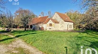 Country home 11 rooms of 311 m² in Saillac (46260)