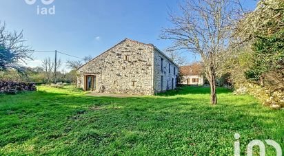 Country home 11 rooms of 311 m² in Saillac (46260)