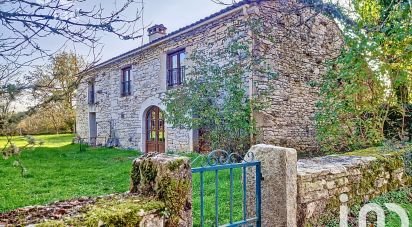 Country house 11 rooms of 311 m² in Saillac (46260)