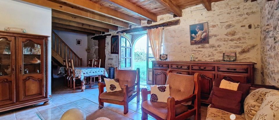 Country house 11 rooms of 311 m² in Saillac (46260)