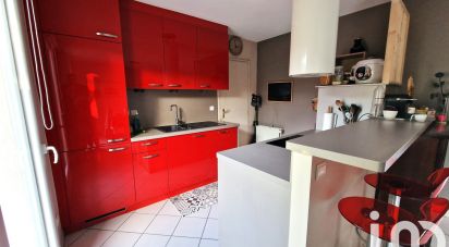 House 6 rooms of 138 m² in Pontault-Combault (77340)