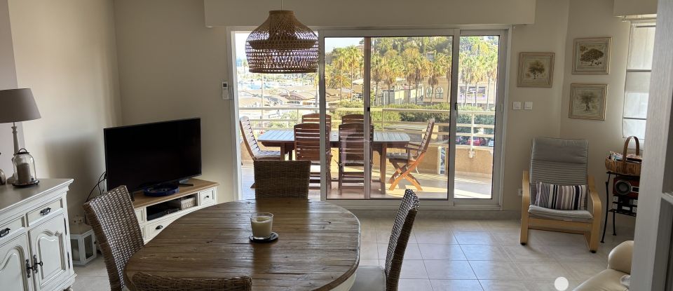 Appartement 5 pièces de 97 m² à Cavalaire-sur-Mer (83240)