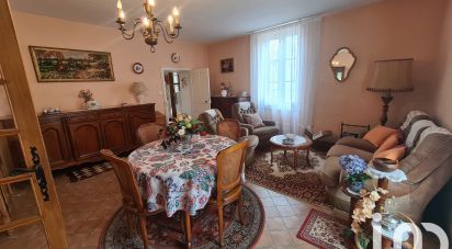 Country house 7 rooms of 159 m² in Magnac-Laval (87190)