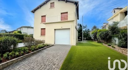 House 5 rooms of 104 m² in Lavelanet (09300)