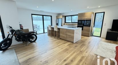 Maison 5 pièces de 132 m² à Mios (33380)