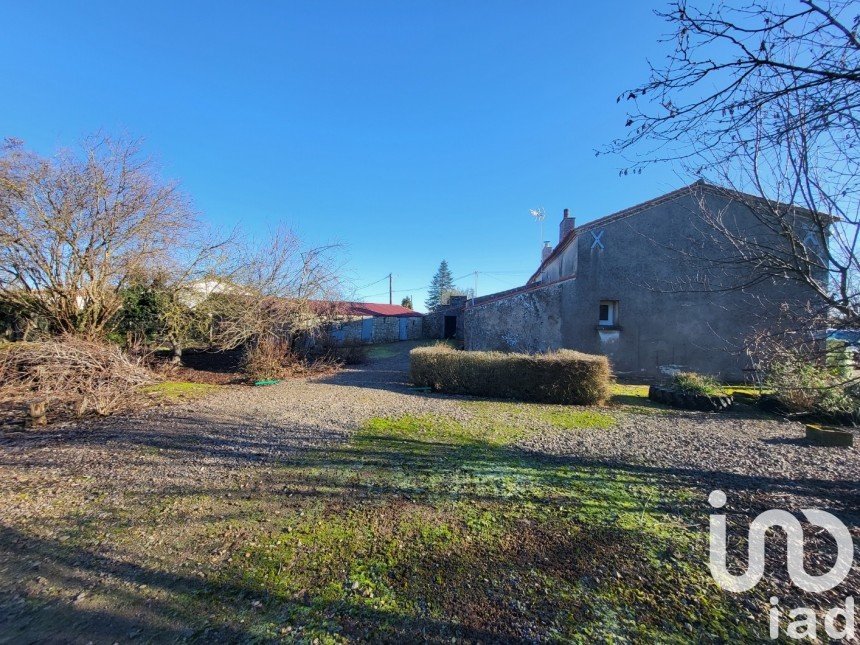 Maison de campagne 5 pièces de 217 m² à Saint-Vincent-sur-Jard (85520)