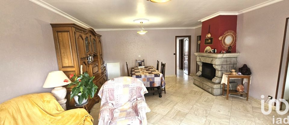 Town house 7 rooms of 168 m² in Saint-Hilaire-du-Harcouët (50600)