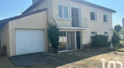 Maison 5 pièces de 116 m² à Domérat (03410)