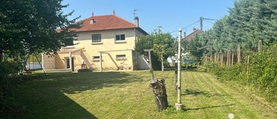 Maison 5 pièces de 116 m² à Domérat (03410)