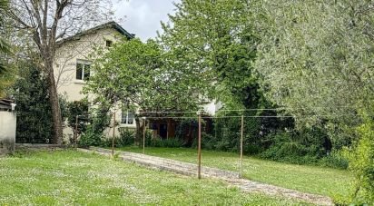 Traditional house 7 rooms of 141 m² in Tarbes (65000)