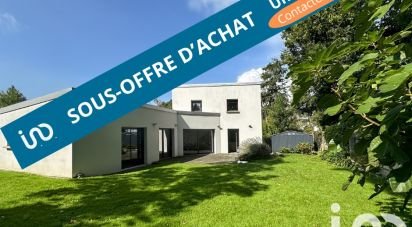 House 5 rooms of 122 m² in Lorient (56100)