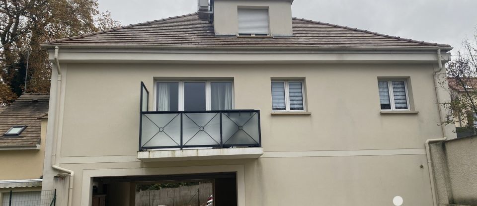 Duplex 4 pièces de 87 m² à Claye-Souilly (77410)