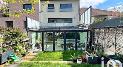 Architect house 9 rooms of 270 m² in Noisy-le-Sec (93130)