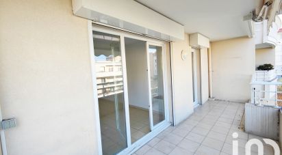 Appartement 2 pièces de 45 m² à Mandelieu-la-Napoule (06210)