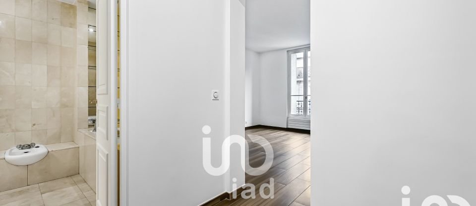 Appartement 4 pièces de 122 m² à Paris (75116)