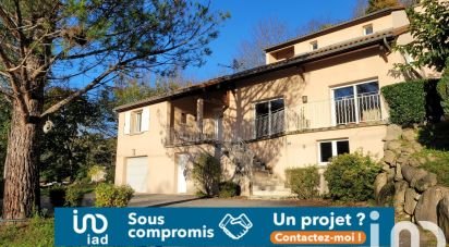 Architect house 9 rooms of 207 m² in Le Cheylard (07160)