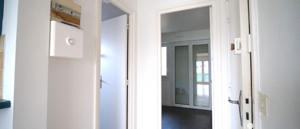 Apartment 2 rooms of 42 m² in Lorient (56100)