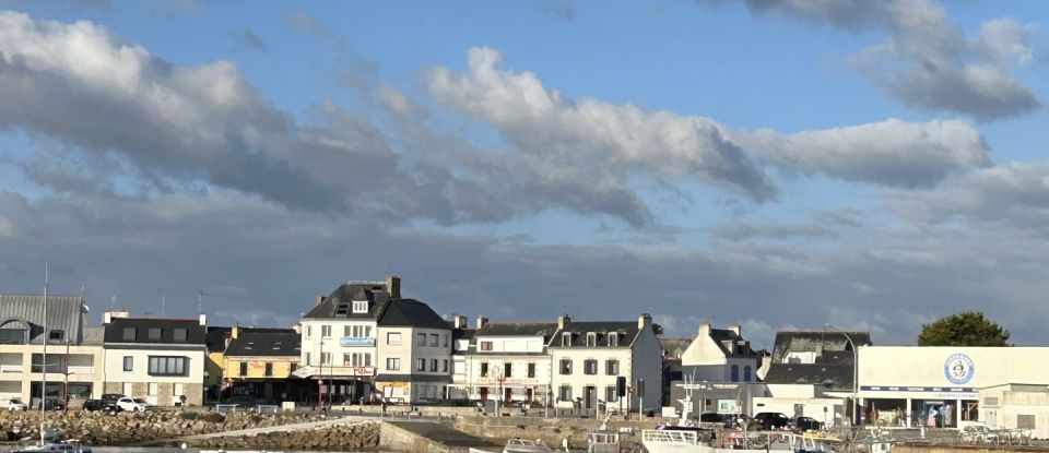 Traditional house 6 rooms of 118 m² in Plobannalec-Lesconil (29740)