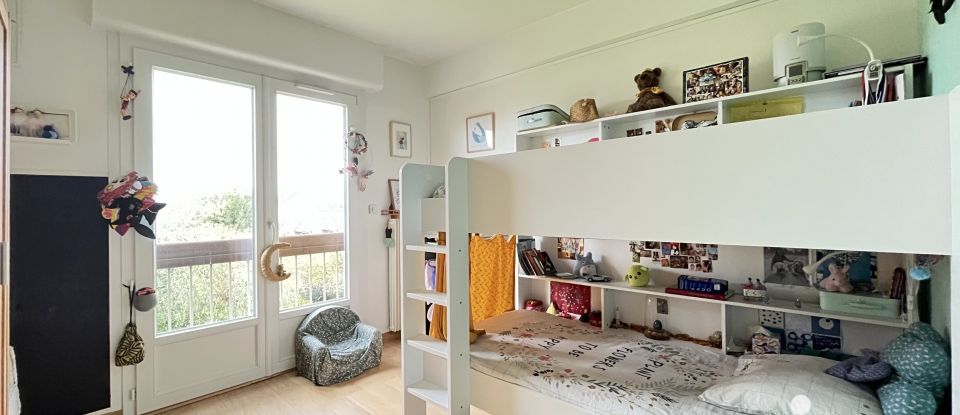 Appartement 5 pièces de 106 m² à Rennes (35700)