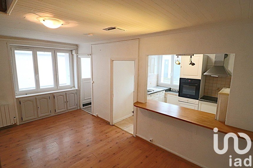 House 2 rooms of 35 m² in Lorient (56100)