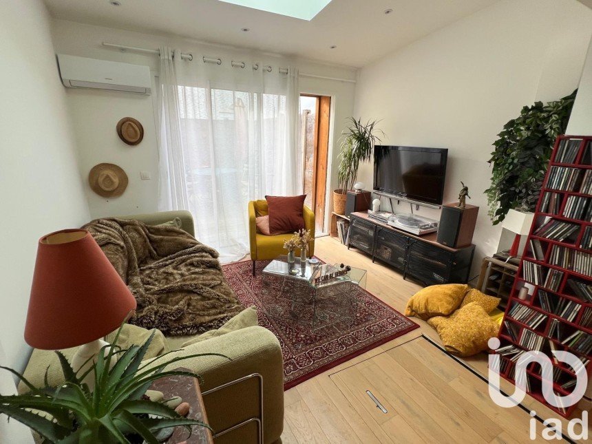 Appartement 3 pièces de 47 m² à Bordeaux (33000)