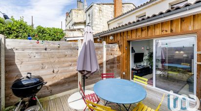 Appartement 3 pièces de 47 m² à Bordeaux (33000)