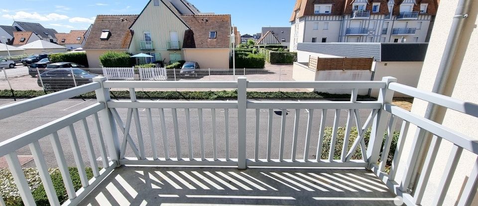 Apartment 3 rooms of 68 m² in Courseulles-sur-Mer (14470)