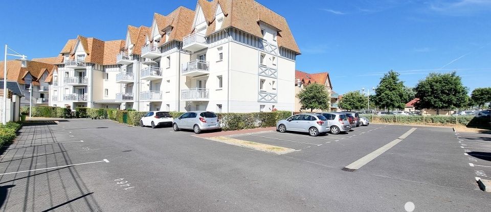 Apartment 3 rooms of 68 m² in Courseulles-sur-Mer (14470)