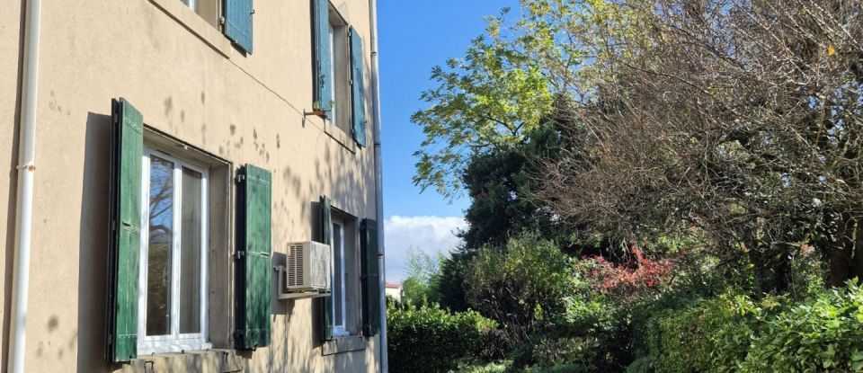 Immeuble de 216 m² à Mazamet (81200)