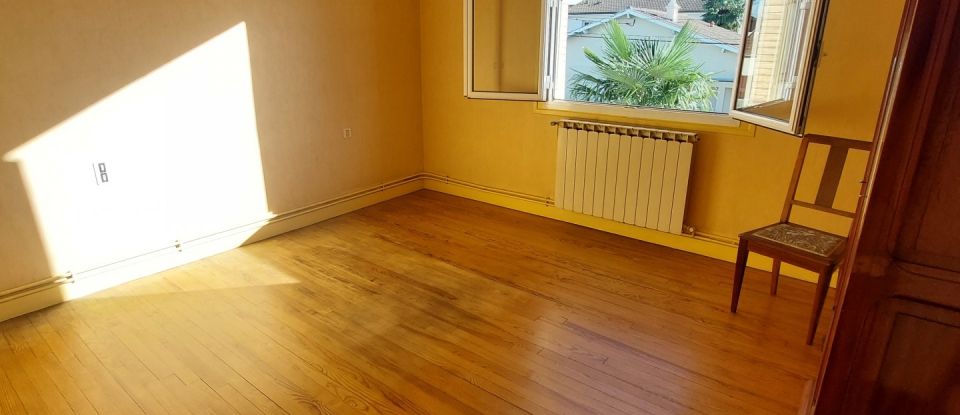 House 5 rooms of 143 m² in Tarbes (65000)