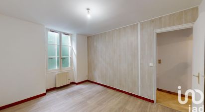 Appartement 3 pièces de 49 m² à Corbeil-Essonnes (91100)