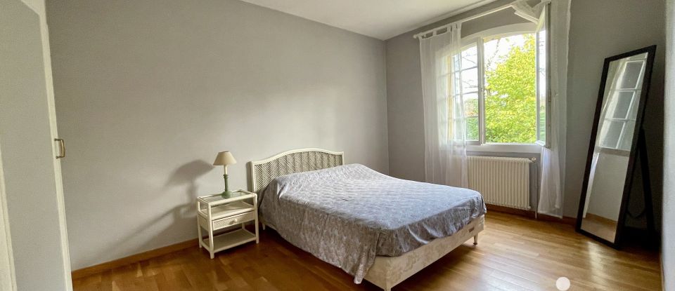 Maison 4 pièces de 108 m² à Artigues-près-Bordeaux (33370)