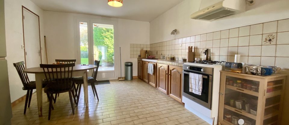 House 5 rooms of 120 m² in Saint-Savinien (17350)