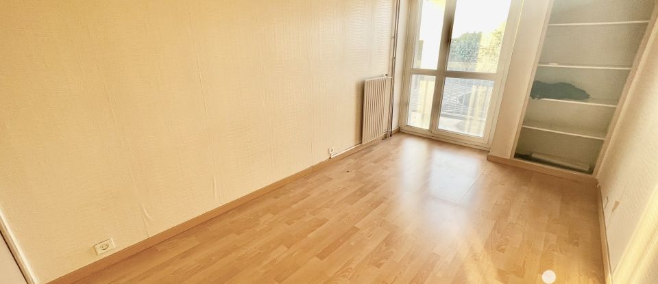 Apartment 3 rooms of 71 m² in Sartrouville (78500)