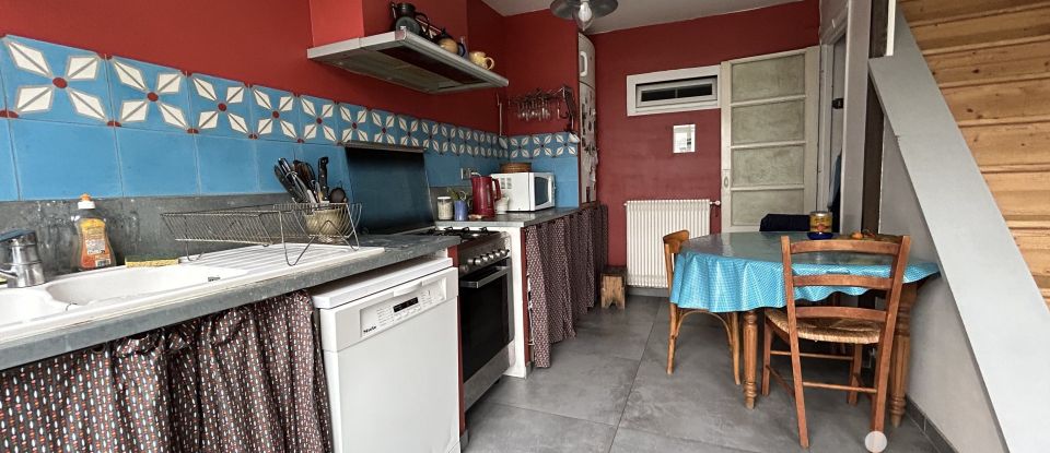 House 6 rooms of 195 m² in Montreuil (93100)