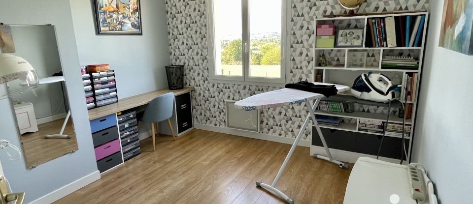 Maison 6 pièces de 118 m² à - (86130)