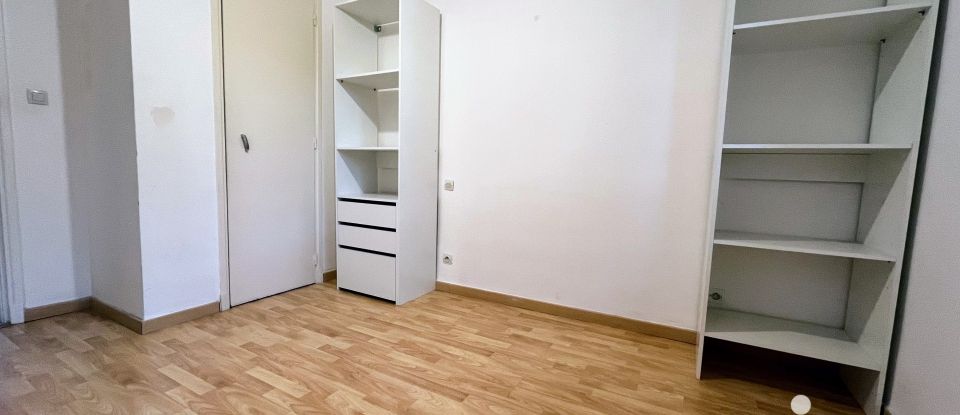 Appartement 4 pièces de 69 m² à Carcassonne (11000)