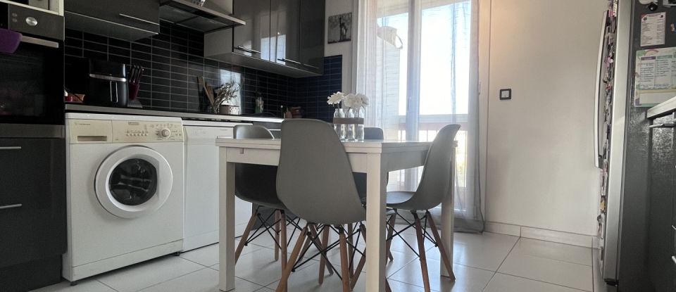 Appartement 3 pièces de 67 m² à Marseille (13013)