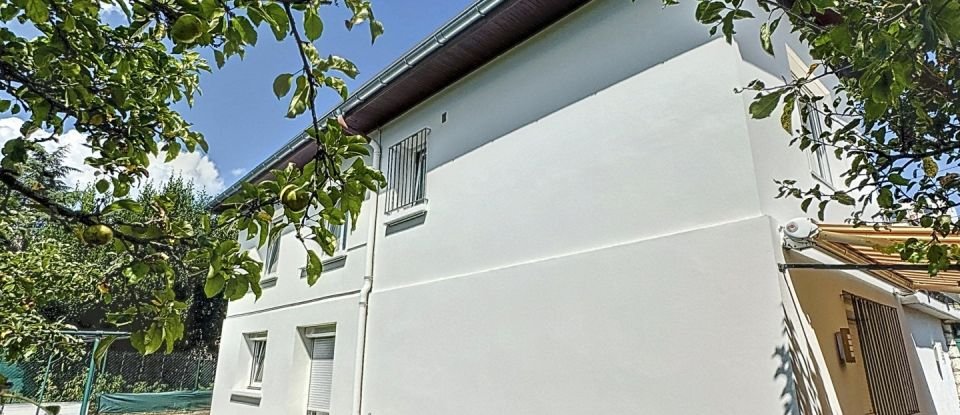 Maison 6 pièces de 122 m² à Bellegarde-sur-Valserine (01200)