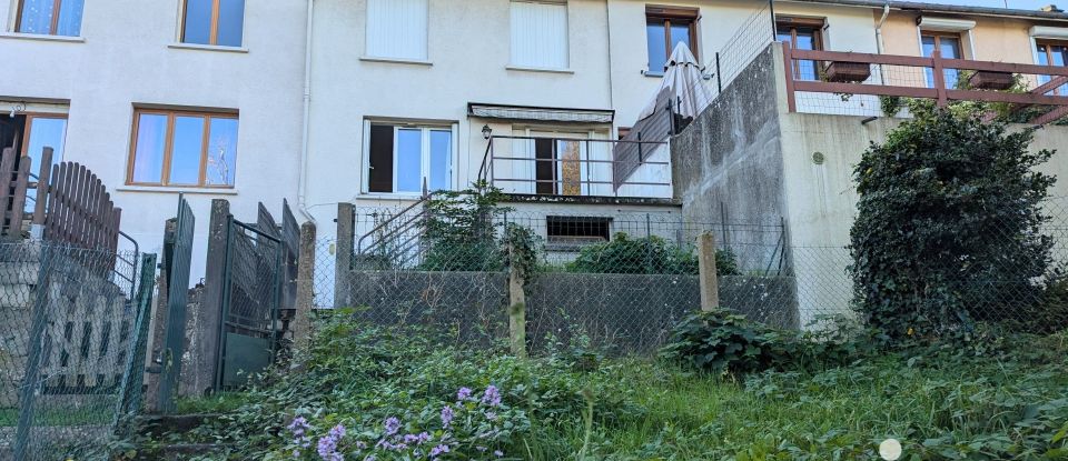 Maison 4 pièces de 65 m² à Buc (78530)