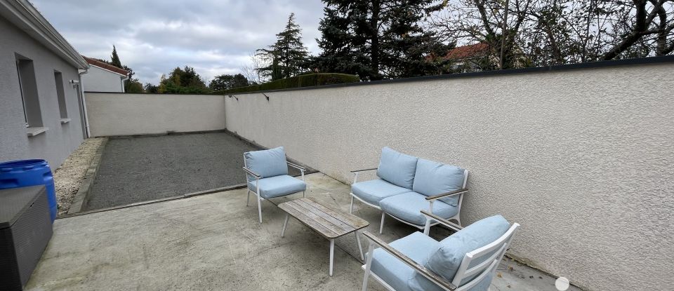 Maison 5 pièces de 90 m² à Bonson (42160)